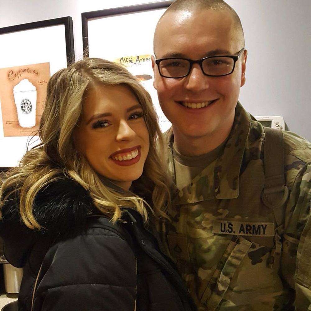 Meet your Posher, Alex